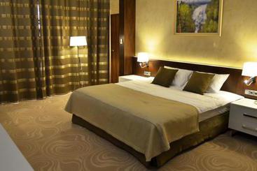 هتل Victoria & Spa Minsk