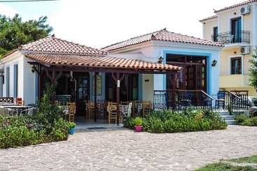 아파트 Marianthi Paradise