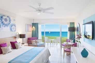 استراحتگاه Playa Vista Azul