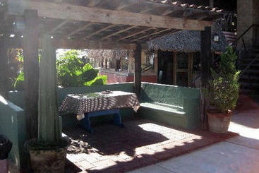 La Villada Inn  Hostel