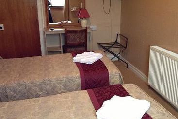 فندق Boringdon Arms