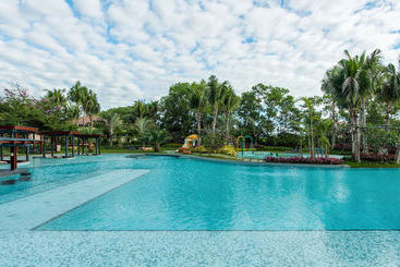 هتل Holiday Inn Resort Hainan Clear Water Bay, An Ihg