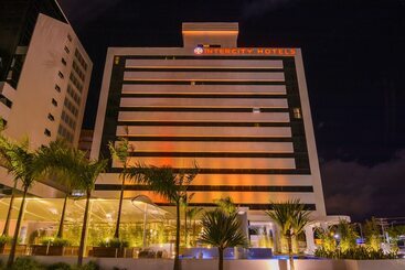 هتل Intercity Salvador Aeroporto