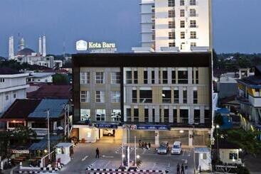 בית מלון כפרי Maestro  Kota Baru