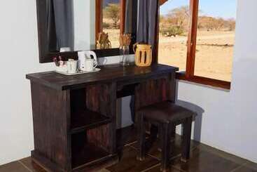 בית מלון כפרי Solitaire Desert Farm