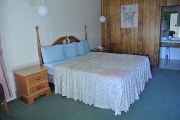 מוטל Rosewood Inn