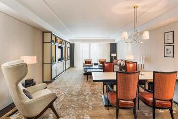 هتل The Grand Mansion, A Luxury Collection