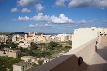 آپارتمانهای توریستها Belmont Court Apartments