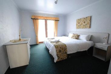 酒店 Alanvale Apartments & Motor Inn