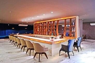 هتل Brut By Slaviero Hoteis