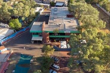 هتل Haven Backpacker Resort