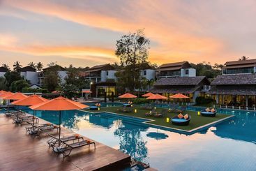 בית מלון כפרי Baywater Resort Samui