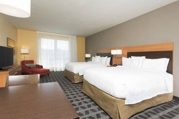 هتل Towneplace Suites By Marriott Champaign