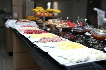 Luz Hotel Pato Branco