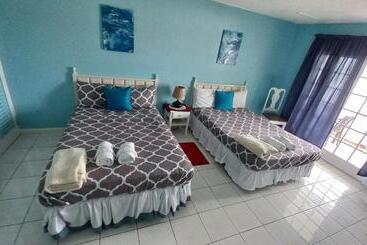 هتل Fisherman S Inn