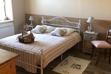 펜션 Chambres D Hôtes D Albertine