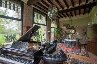 بنسيون La Corte Vicino Maranello