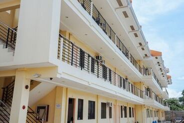 호스텔 Reddoorz Plus Near Talisay Town Center