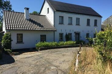 צימר Aux Pieds Des Vaches