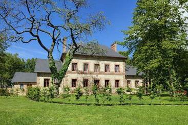 مبيت وإفطار Manoir De Daubeuf