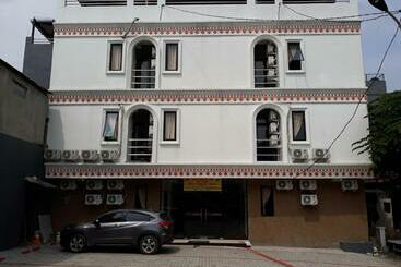 ホテル Anugrah Inn