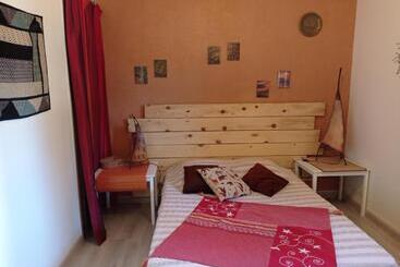 膳宿费 Gite Le Cerisier Via Rhona Dolce Via