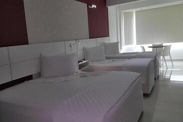 Emirates Hotel & Suites