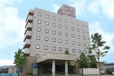 בית מלון כפרי Route Inn Myoko Arai