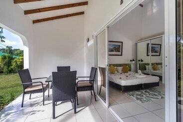 شقة La Modestie Guest House