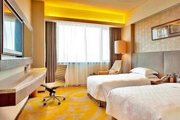 Hotel Wuhan Gleetour