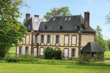 ベッドアンドブレックファースト Chambre D Hôte Château De Transières