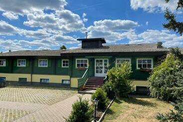 مبيت وإفطار Ferienwohnanlage Königerode