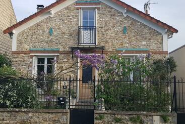 צימר Le Vieux Tilleul