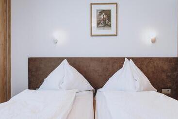 민박 Pension Zimpasser