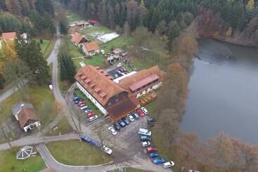 Balónový Hotel A Pivovar Radešín