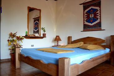 فندق El Castillo Divertido