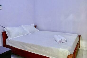 酒店 Griya Asri Syariah Mitra Reddoorz