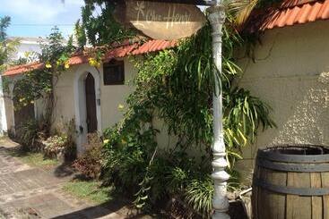 ペンション Chez Henri