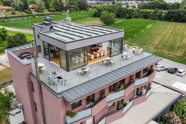 בית מלון כפרי Bi