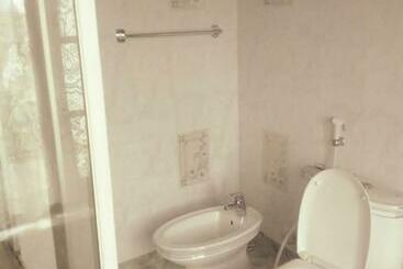 ペンション Ama Guest