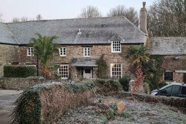 Sheviock Barton Bed & Breakfast