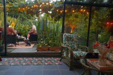 민박 Chambres D Hôtes Naturistes De La Moque Souris