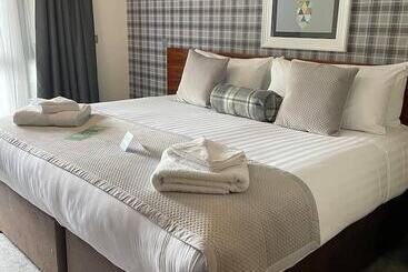 בית מלון כפרי Boston West