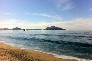 هتل Bagasi Manzanillo