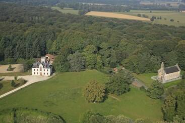 酒店 Domaine De Chantemerle