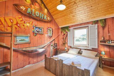 酒店 Heide Park Holiday Camp