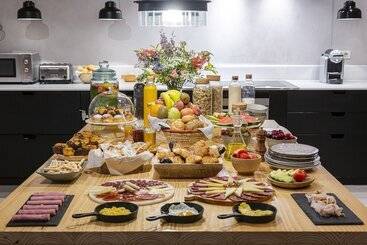 Отель Margot House Barcelona