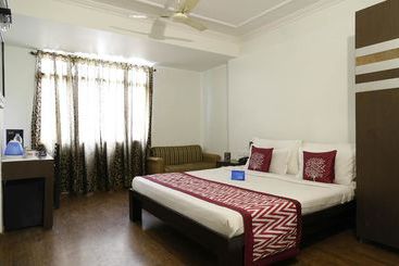 هتل Oyo Premium Jaipur Junction