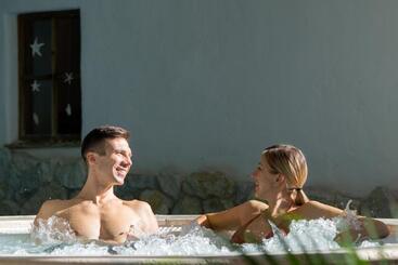 בית מלון כפרי Pineta Nature Resort  Wellness & Spa