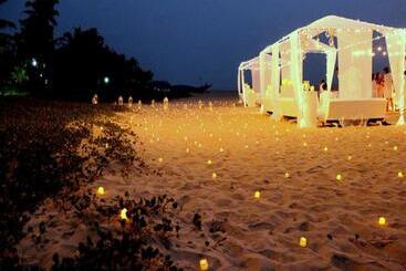ホテル Planet Hollywood Beach Resort Goa